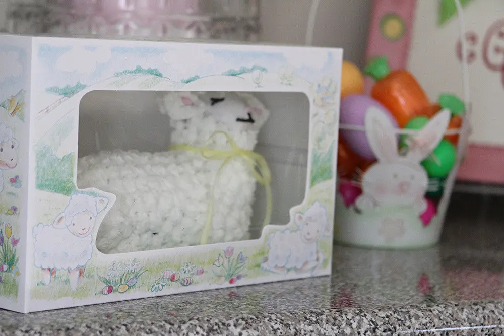 Southern Champion 8 x 12 x 5" Semi Handenvrij Easter Lamb Window Bakery Boxes - #2493