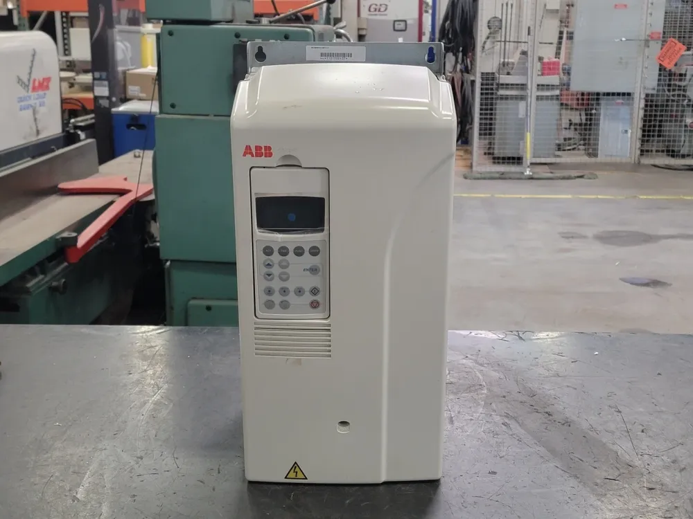 10Hp Variable Frequency Drive (VFD) ACS800-01-0011-7
