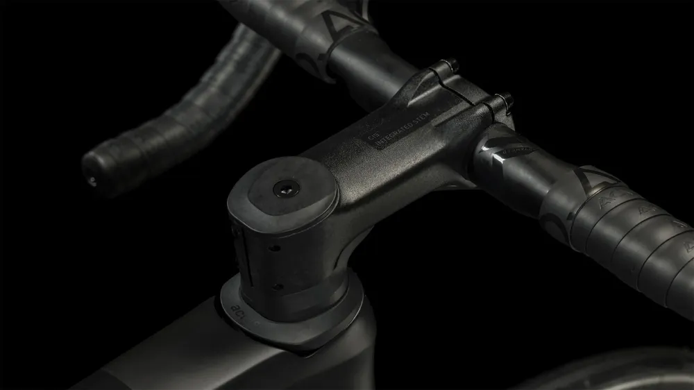 CUBE AGREE C:62 RACE CARBON/BLACK 50