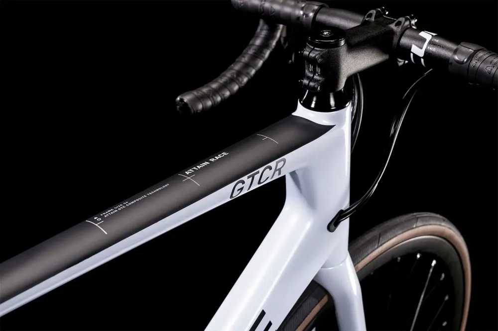 CUBE Attain Gtc Race Frostwhite/Carbon 2022 50
