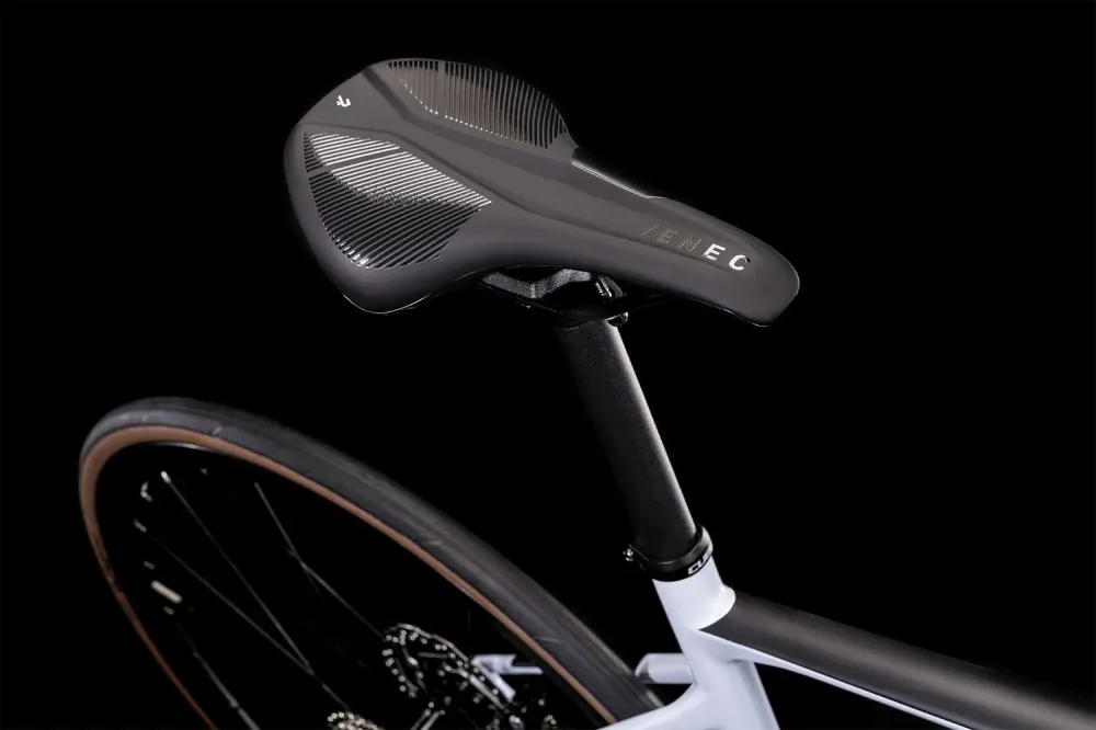CUBE Attain Gtc Race Frostwhite/Carbon 2022 50
