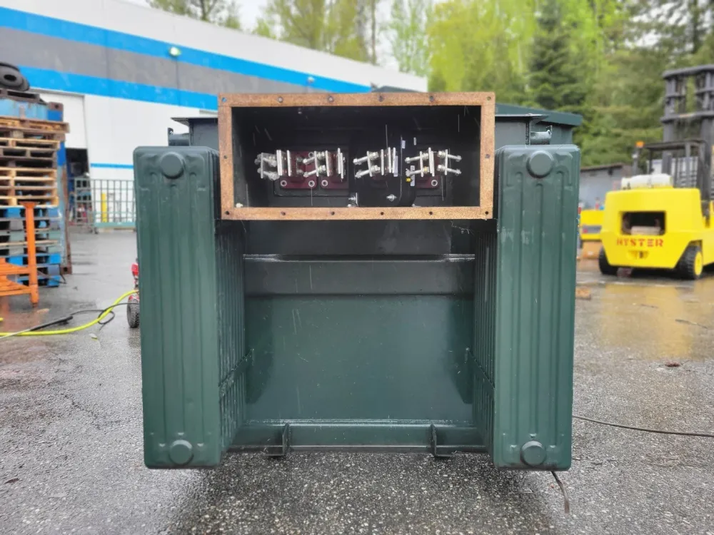 750 kVA Oil-Filled ONAN Transformer 12470 Delta Pri. Volts, 208Y/120 Sec. Volts
