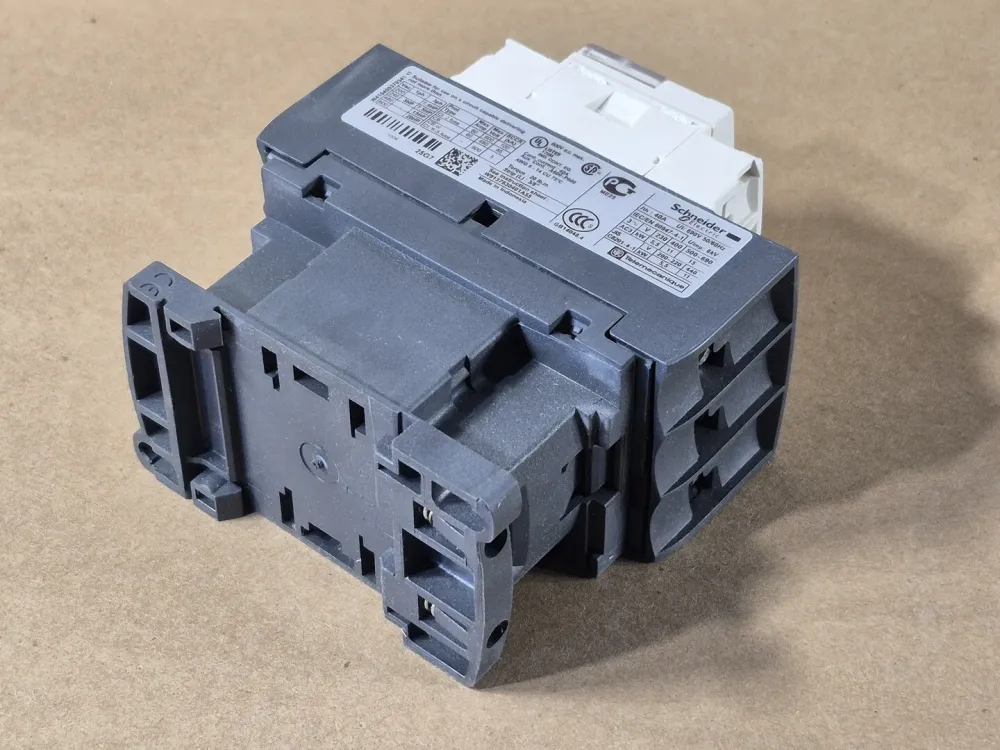25 Amp, 3 Pole, 1NO + 1NC, 120 VAC Coil Contactor LC1D25G7 met 2 jaar garantie