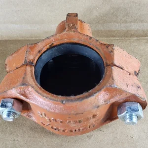 2-1/2" Outlet Coupling Style 72