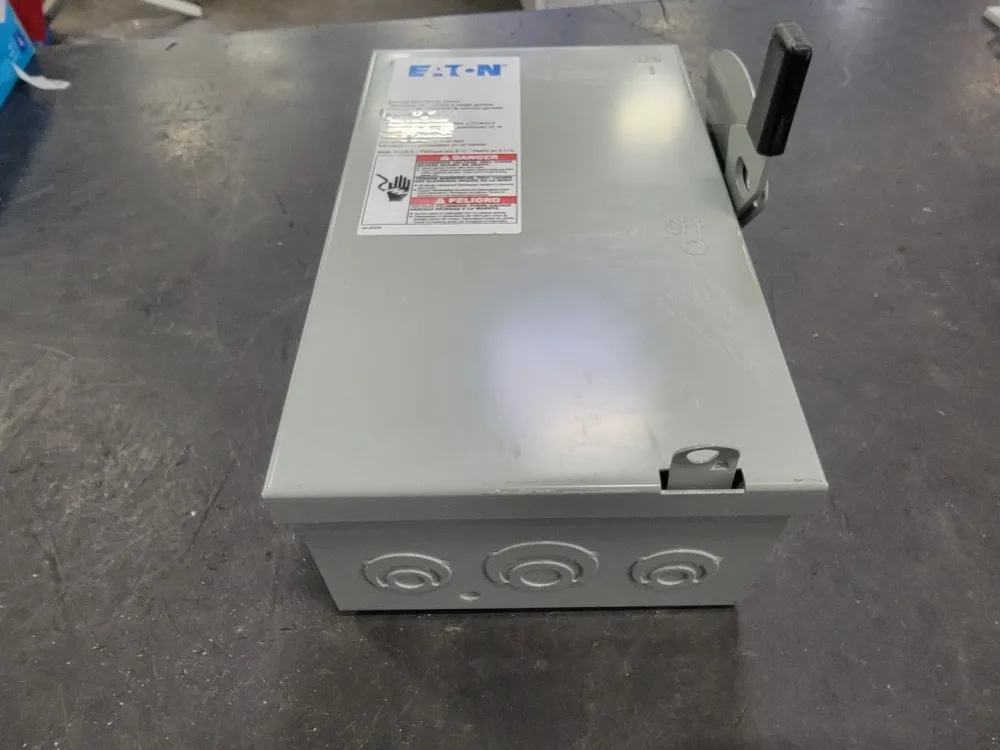 30 Amp, 2 Pole, 240 volts Fusible Disconnect CDG221NGB