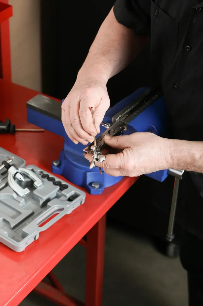 ARES 18019 - Double Flaring Tool Set Bijkomend Adapters zwarte poedercoating