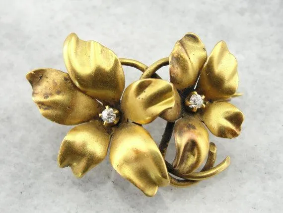 Diamond Hand Formed Tweevoudig Flower Brooch