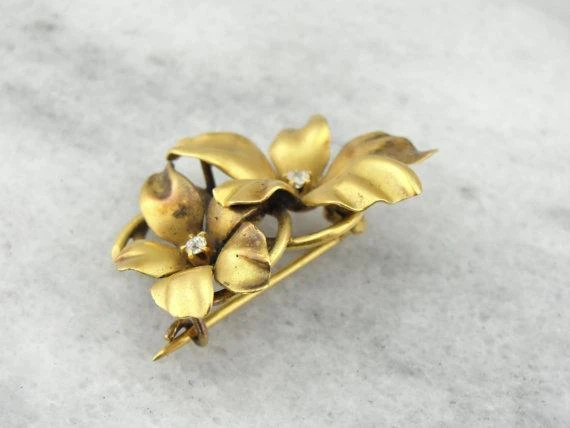 Diamond Hand Formed Tweevoudig Flower Brooch