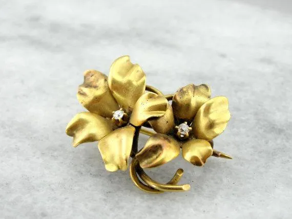 Diamond Hand Formed Tweevoudig Flower Brooch
