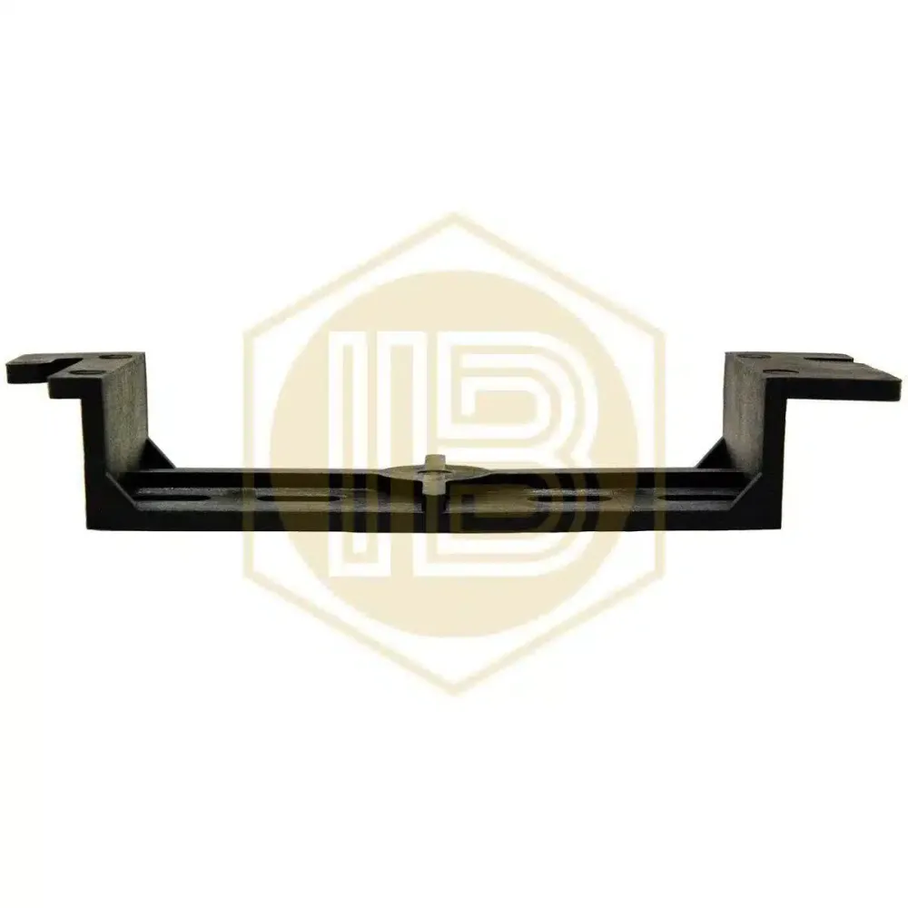 Double plastic wall bracket pressure regulator