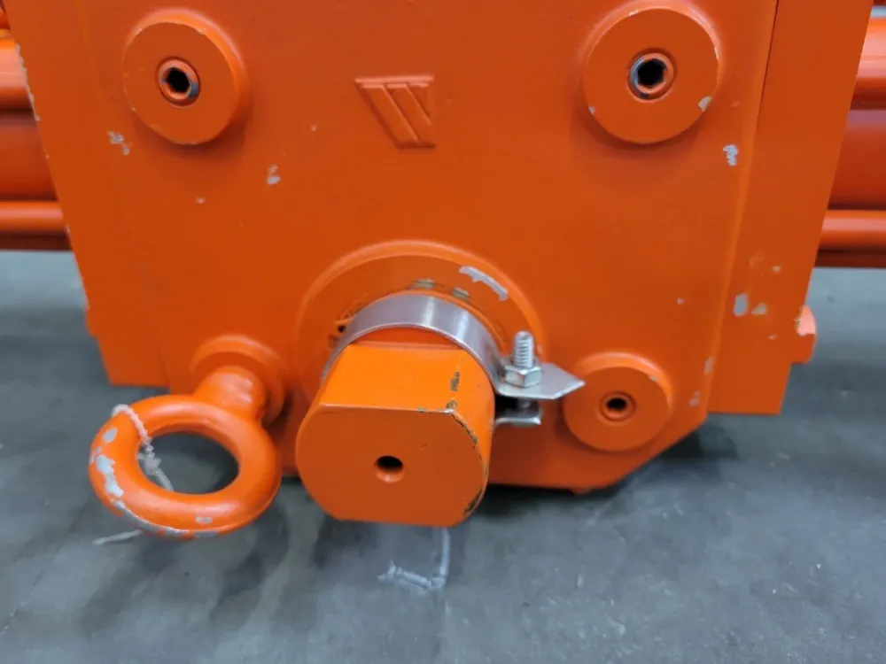 E-SERIES Hydraulic Quarter-Turn Valve Double-Acting Operator 50SH