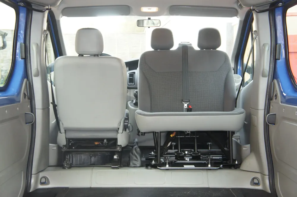 Renault Trafic 3rd Gen X82 (2014 - present) Kiravans Duo Passenger Seat Swivel