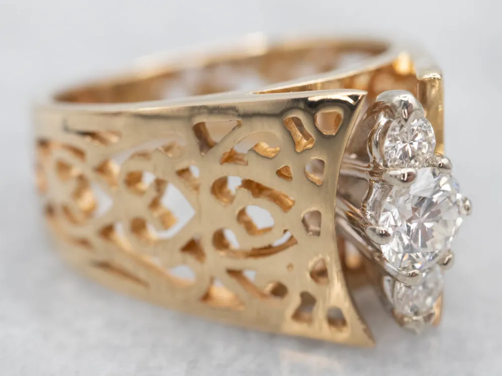 Rubber silentblok Two Tone Peaked Openwork Diamond Ring