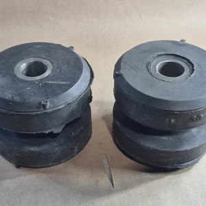 Two Piece Asymmetric Isolation Mount 220-1241 (Bag 2)