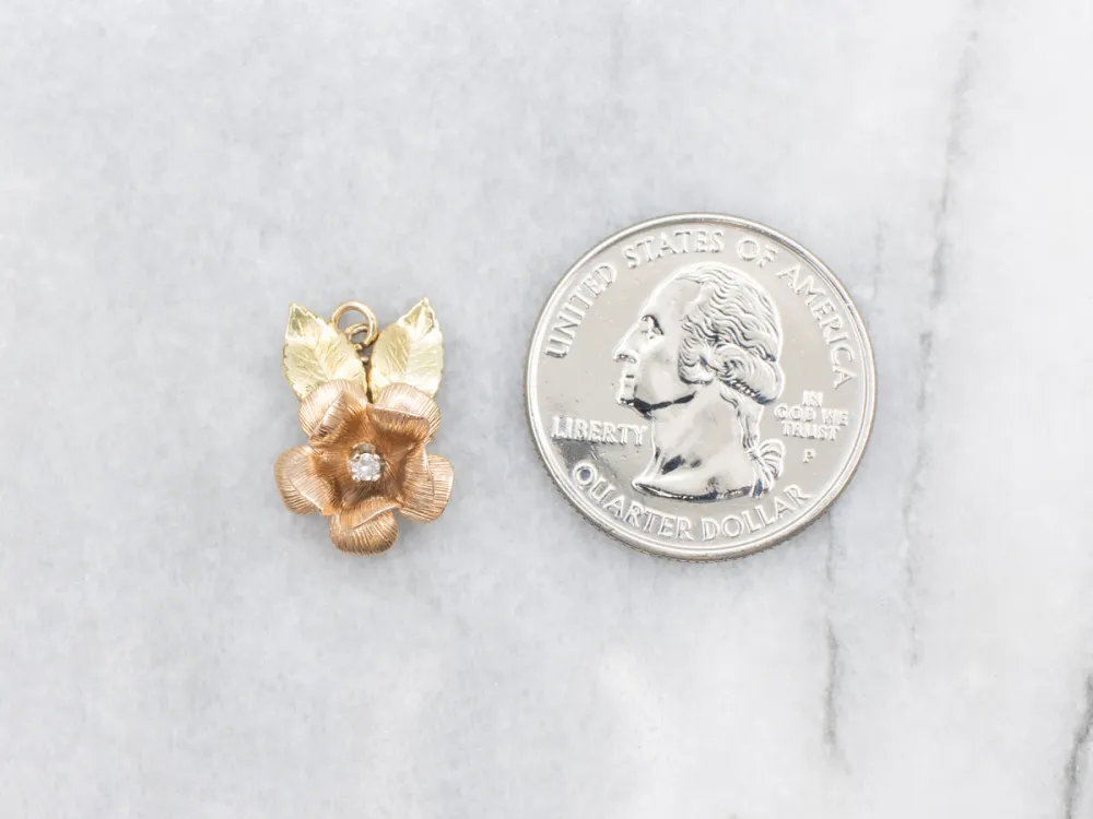 Two-Toned Verguld Diamond Flower Pendant