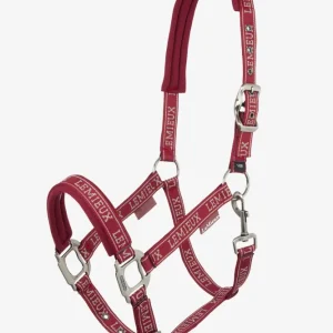 Logo Headcollar Ember P met achterzijde voor lijm pluggen