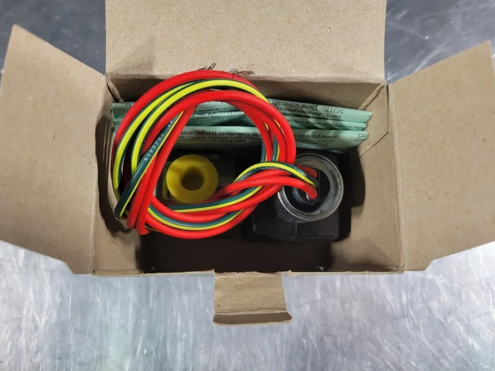 1/4", 500 psi Solenoid Valve EF8262G80