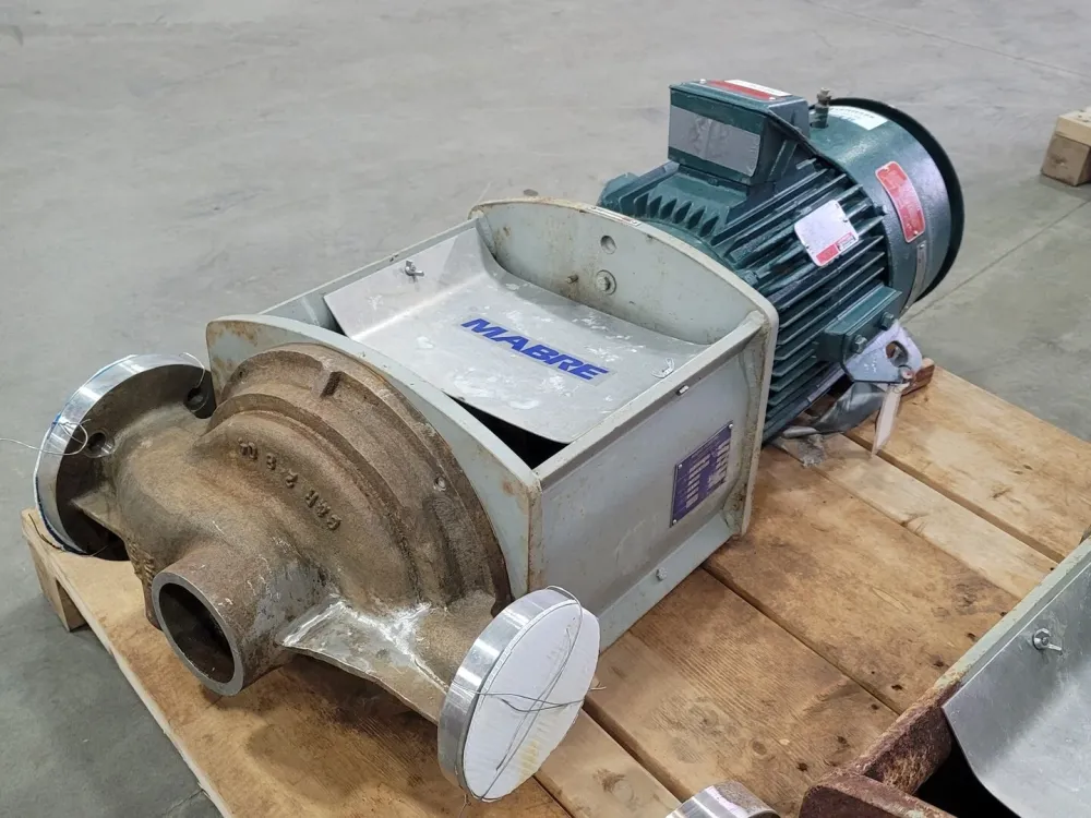 2x3x9N Vertical Centrifugal Process Pump w/ 20 HP Motor Complete set met slangen