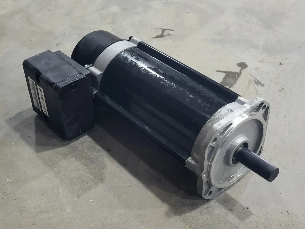 400VAC 2.1A 0.65kW 3Ph Servo Motor MF06LA100-131F81001E