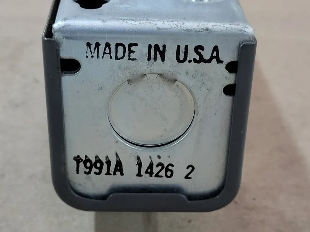 Modulating Temperature Controller T991A1426, 0 to 100 deg F aluminium behuizing