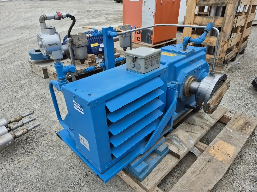 Gear Reducer Assembly H1 SH 7 w/ oil koelend