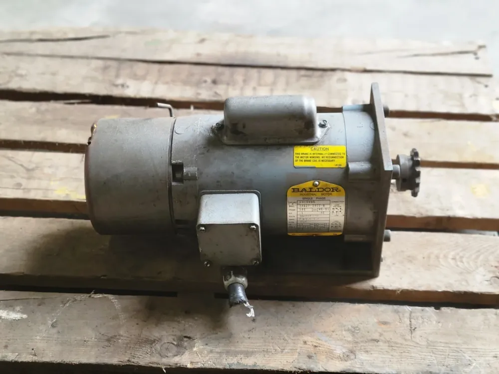 0.5 hp, 115/208-230 volts, 1725 rpm, 56C Electric Motor KBL3409