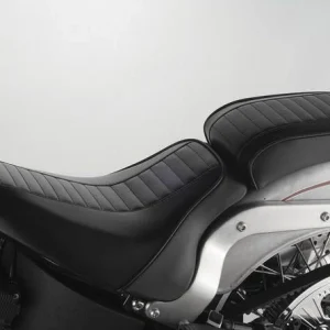 Hot Rod Series Daddy-O Horizontal Pleated Pillion Pad Ravenzwart Vinyl Harley-Davidson
