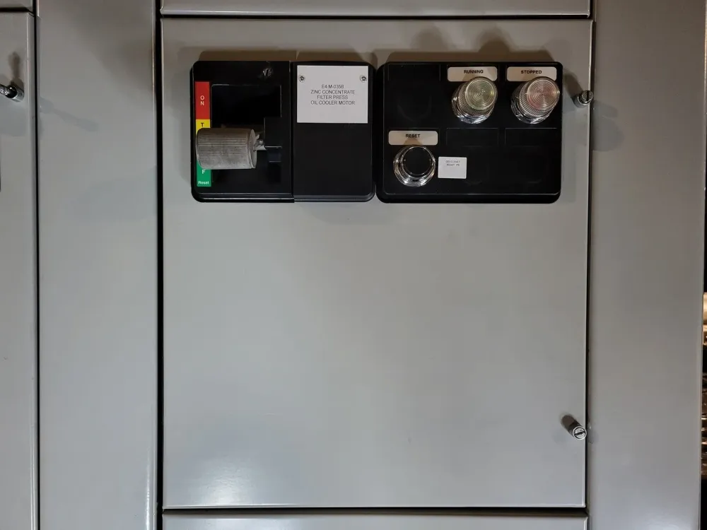 0.5 hp, 600V, 3A FVNR Starter, Size Bucket Freedom 2100 MCC Frame