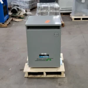 30 kVA Transformer, 480 pri. volts, 120/208Y sec. volts BA30H-M/Z3 voor Wintergebruik