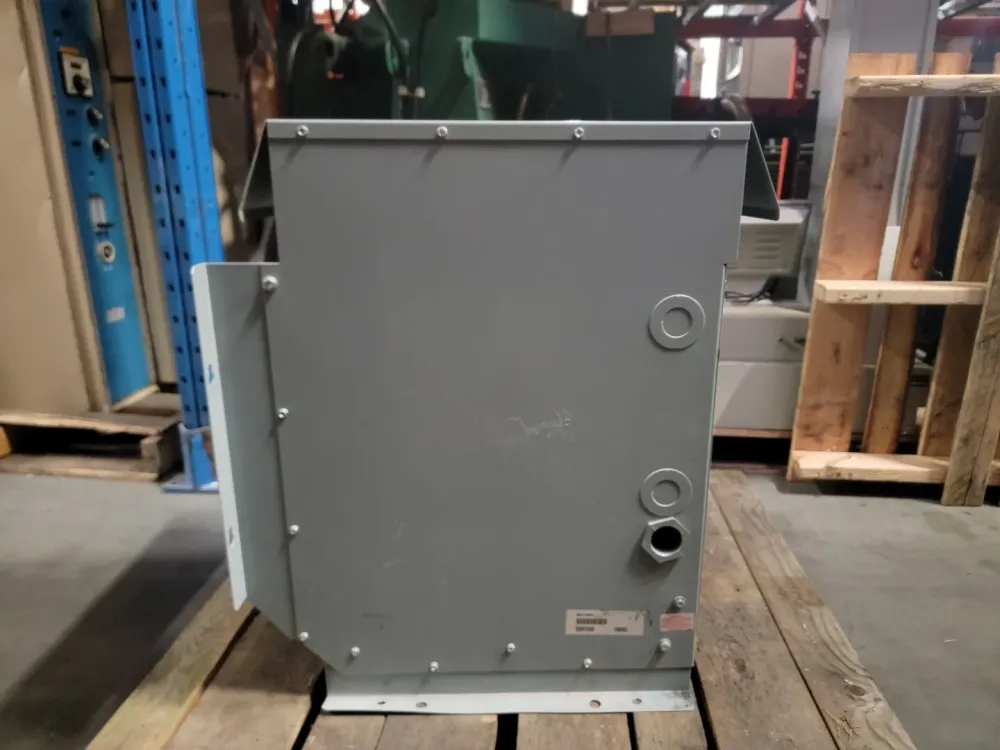 30 kVA Transformer Pri 480 volts, Sec 208Y/120 volts, NMT20K030KBK voor Auto en Motor