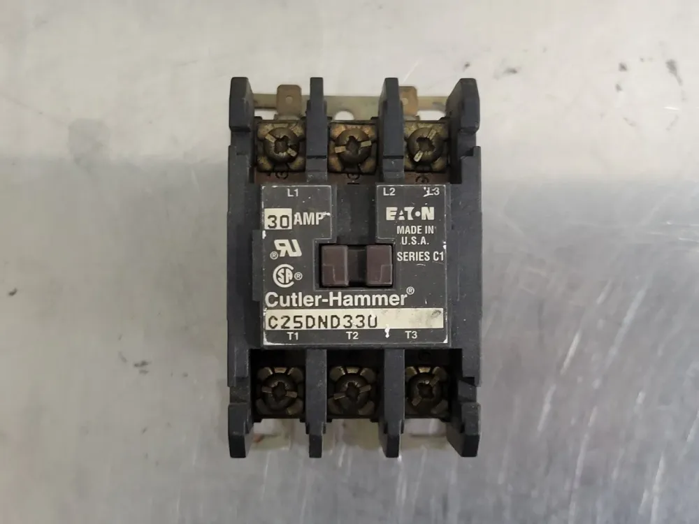 Slimme Lader 30 Amp, 3 Pole, 104-120 VAC Coil Contactor C25DND330