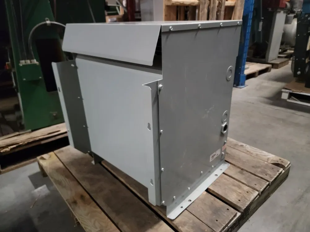 Slimme Lader 30 kVA Transformer Pri 480 volts, Sec 208Y/120 volts, NMT20K030KBK