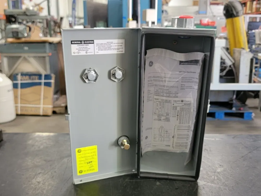 Zware Duty Motor Starter Enclosure CR306X190K