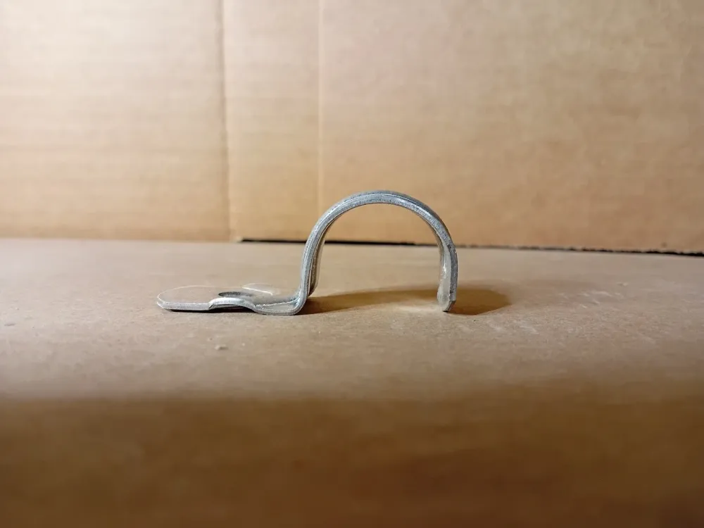 Zware Duty One Hole EMT Strap CI1308 (Box 50 pcs)