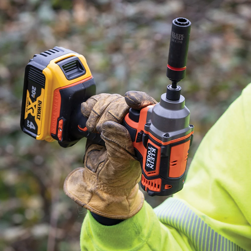 KLEIN TOOLS 1/4" Hex Drive Compact Impact Driver Kit