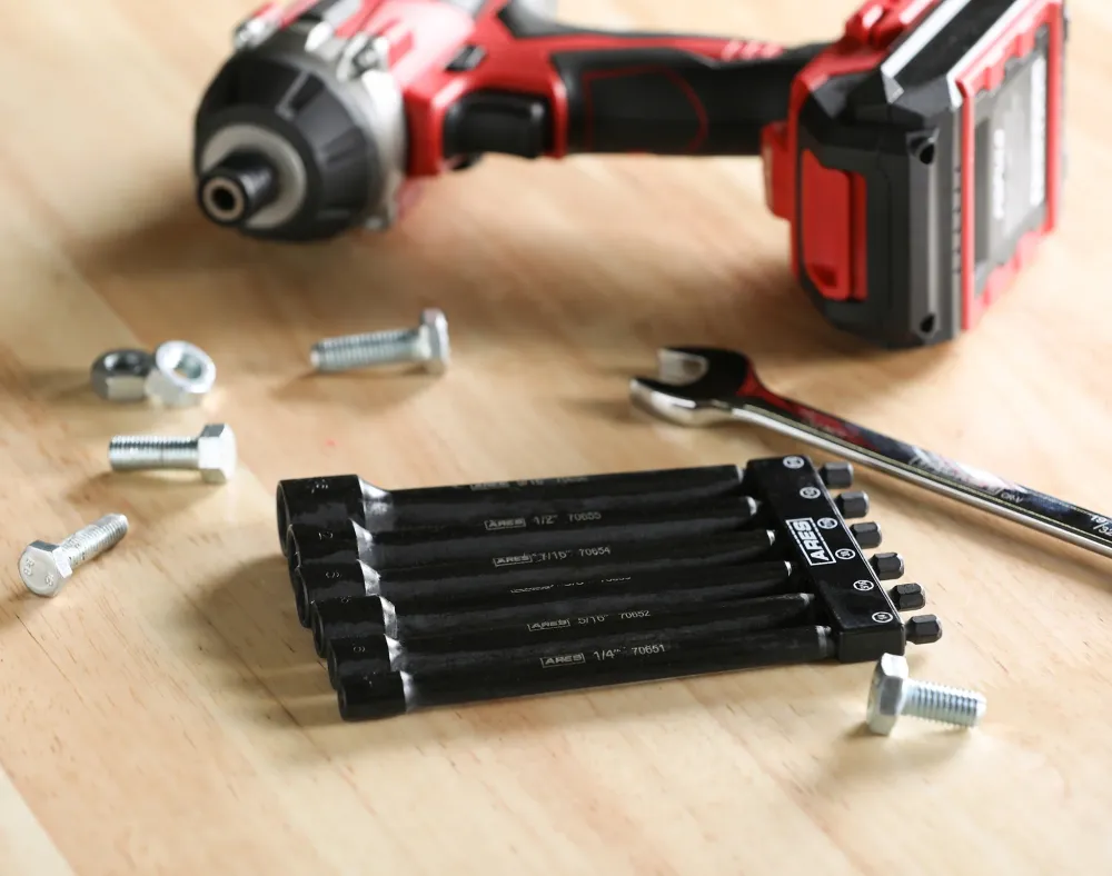 Anti-bevriezing vloeistof ARES 4221002 - 14-Piece SAE and Metric Magnetic Impact Nut Driver Bit Set