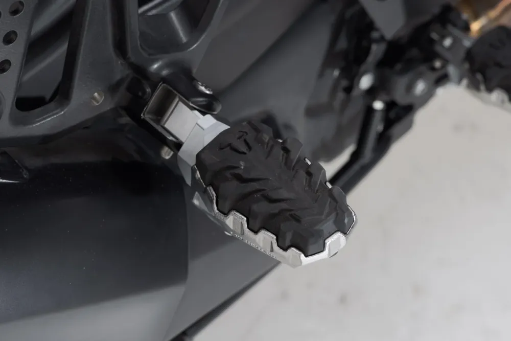 Evo Passenger Footrest Kit Harley Davidson Pan America