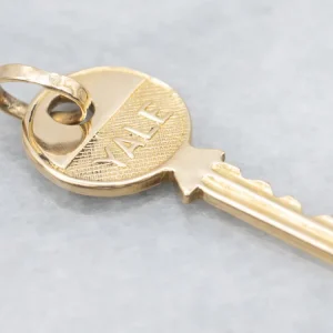 Nostalgisch Gold "Yale" Key Charm Pendant