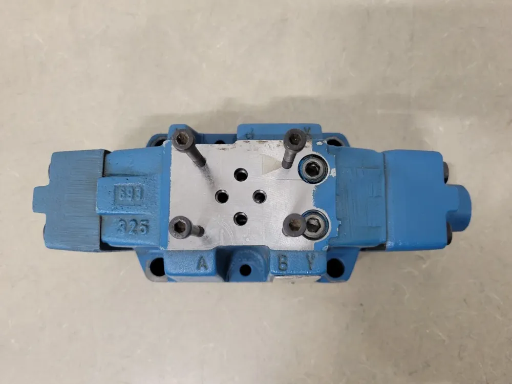 Solenoid Operated Pilot Valve 4WEH16D63/6AG24N
