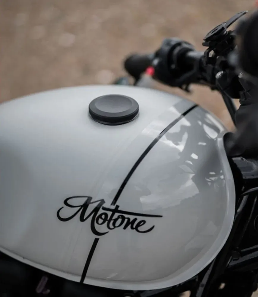 Tank Cap Plate Triumph set met bevestigingsmateriaal