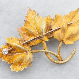 Antique Old Mine Cut Diamond Three Leaf Brooch met bovenste bevestiging