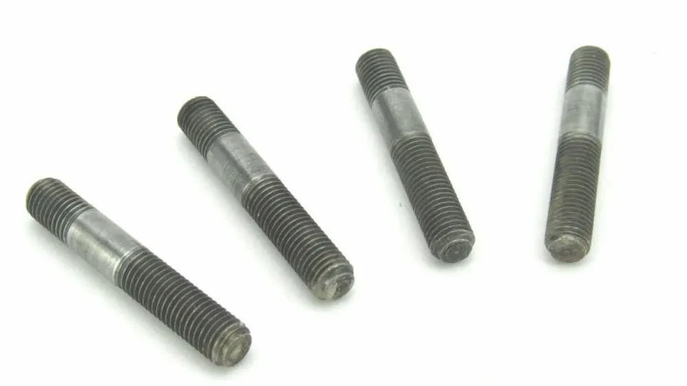 Perkins 4.99 Exhaust Manifold Stud Set - 0826274