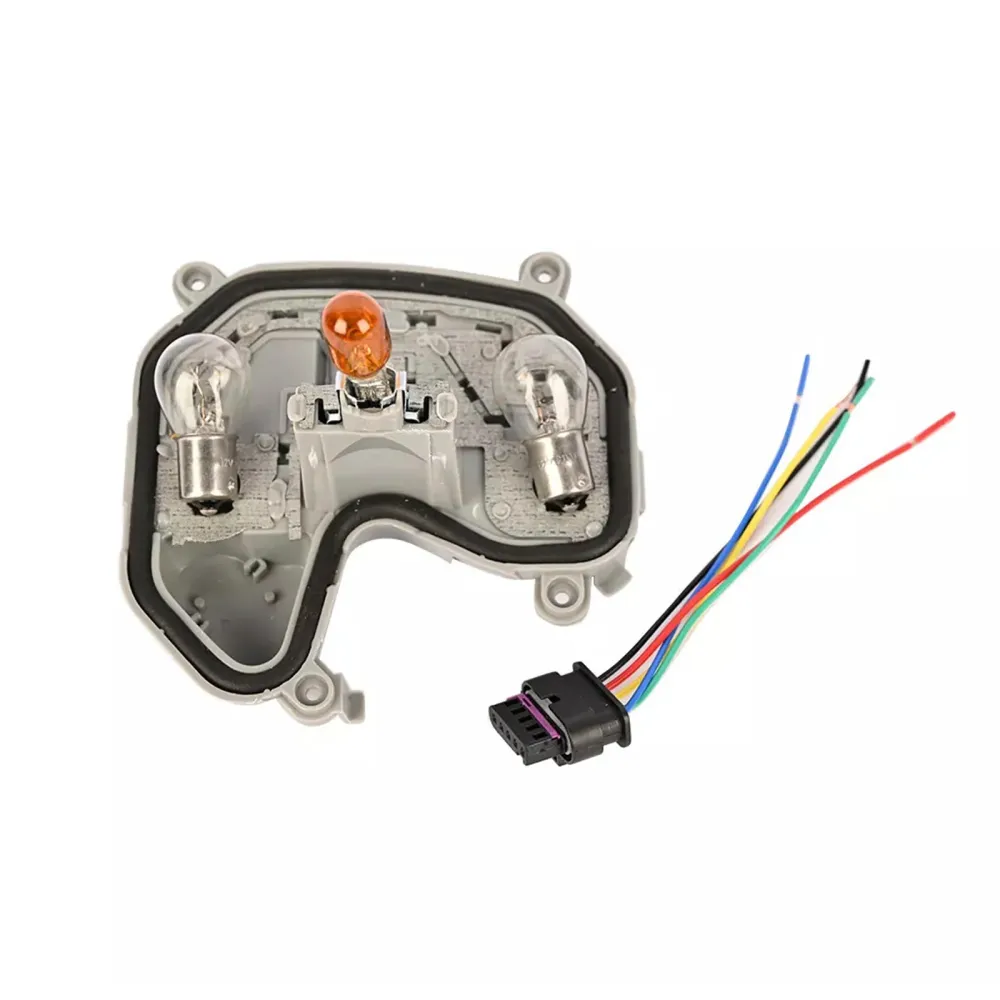 2015-2023 Jeep Renegade Achterlichtbeugel Linksachter & Stekkerlamp 68270892AA