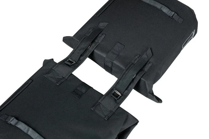 Basil City Dubbele Packtas 28-32l zwart