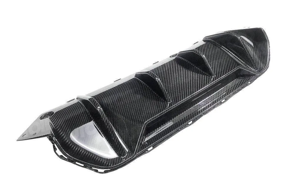 BMW M5 F90 Achterste Diffuser van Koolstofvezel door FORM (2017-2023) FORM Industries