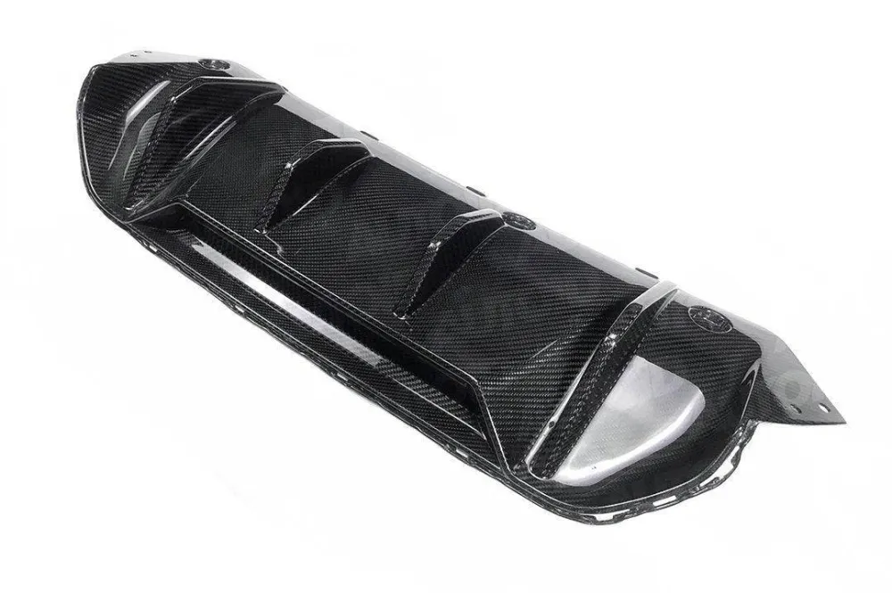 BMW M5 F90 Achterste Diffuser van Koolstofvezel door FORM (2017-2023) FORM Industries