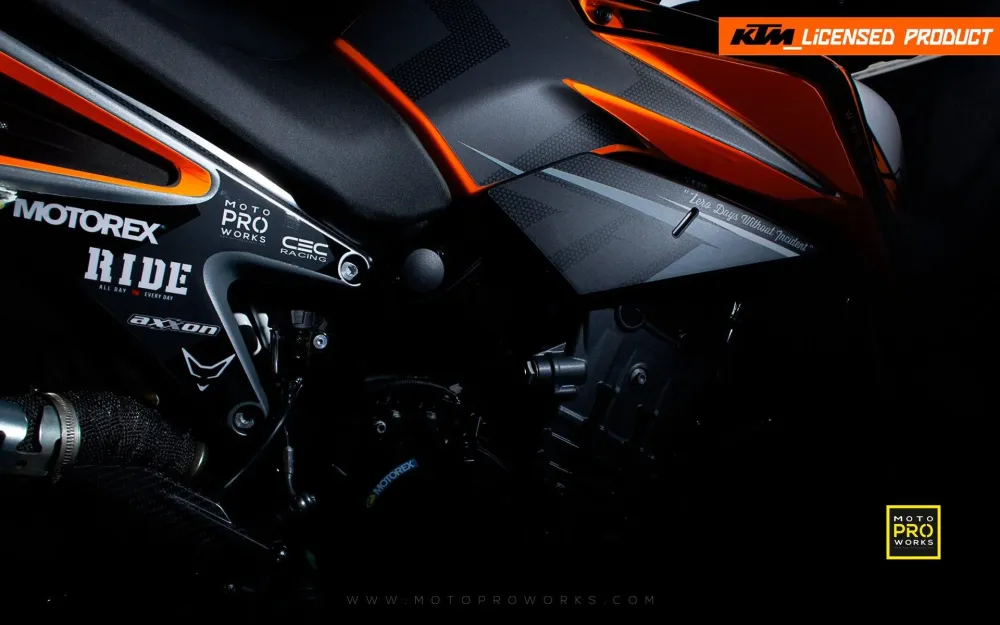 KTM 790 Duke GRAPHICS - "Rasorblade" (Zwart/Oranje)