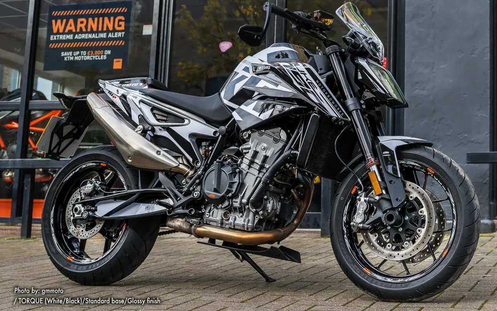 KTM 890 Duke R GRAPHICS - "Torque" (Wit/Zwart)
