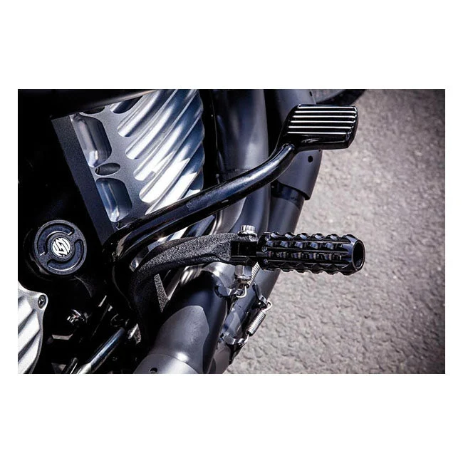 Roland Sands Ontwerpt Tractievoetsteunen voor Harley