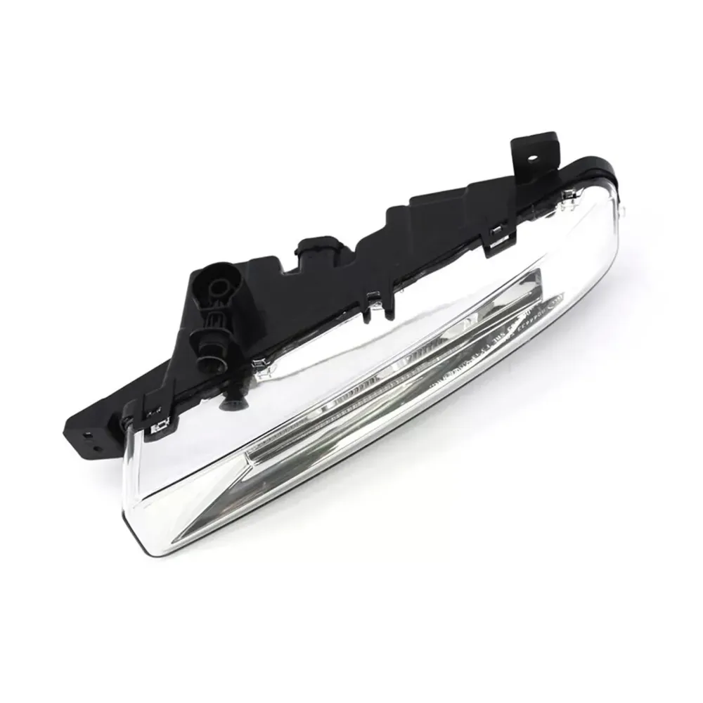 1 stks LED Rechtsvoor Mistlamp Voor BMW 5 Serie G30 G38 17-19 63177349132
